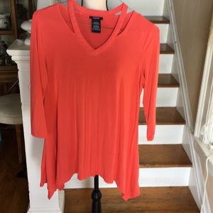 Peach knit tunic Sz Large.